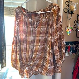 Blouse pullover. 3/4 sleeve